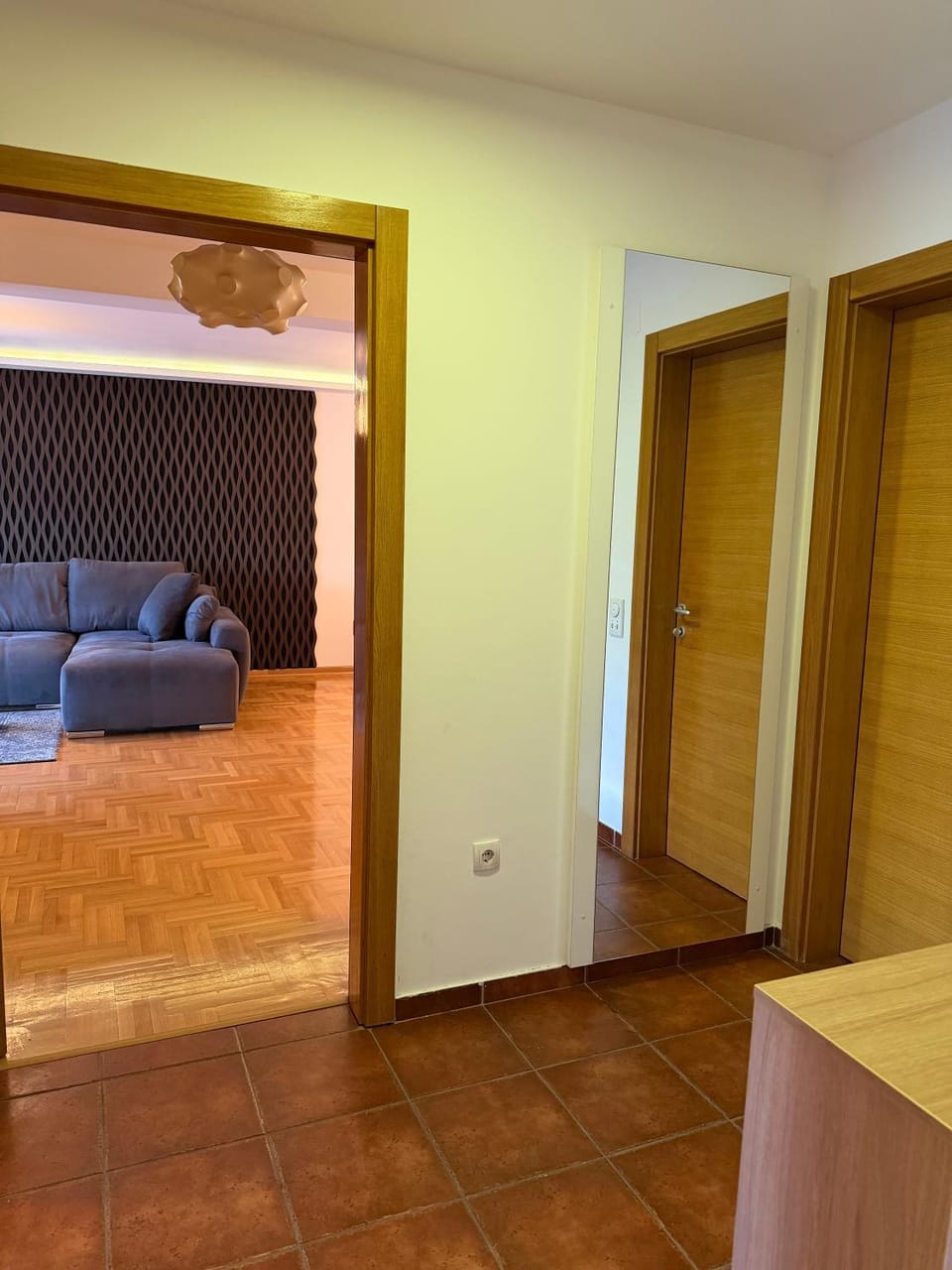 Living room, Seating area, Text overlay, wardrobe