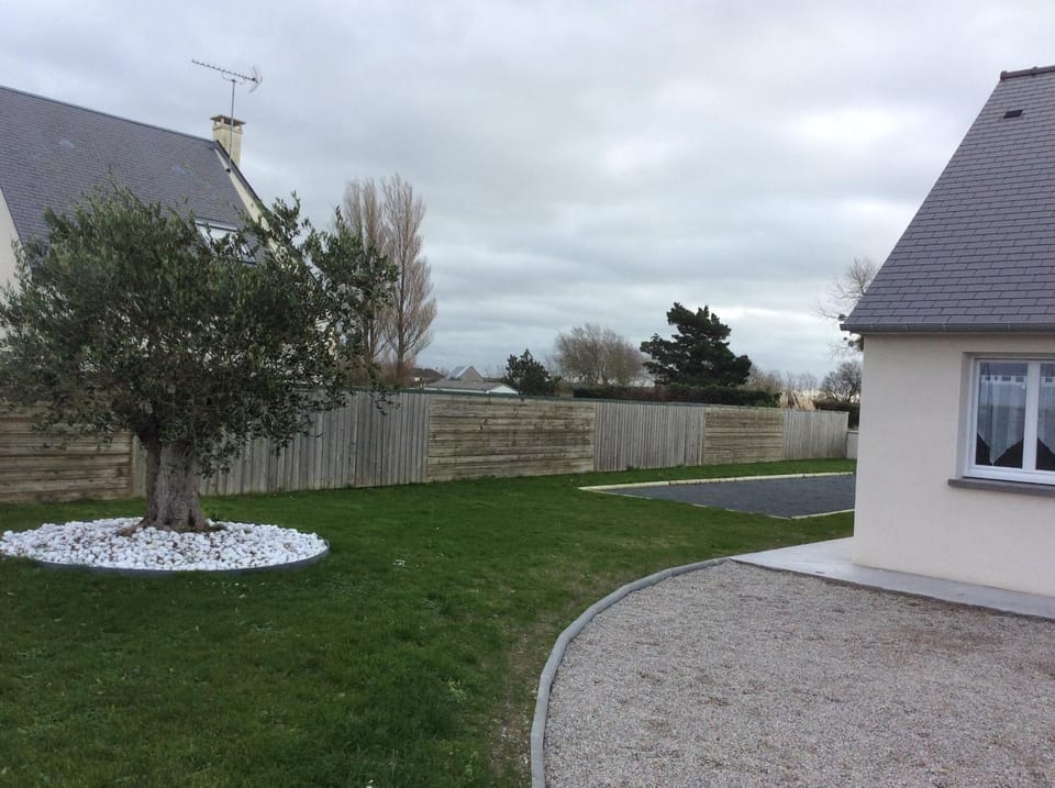 Spring, Garden view