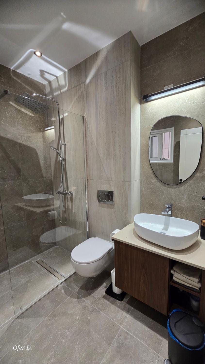 Shower, Bathroom