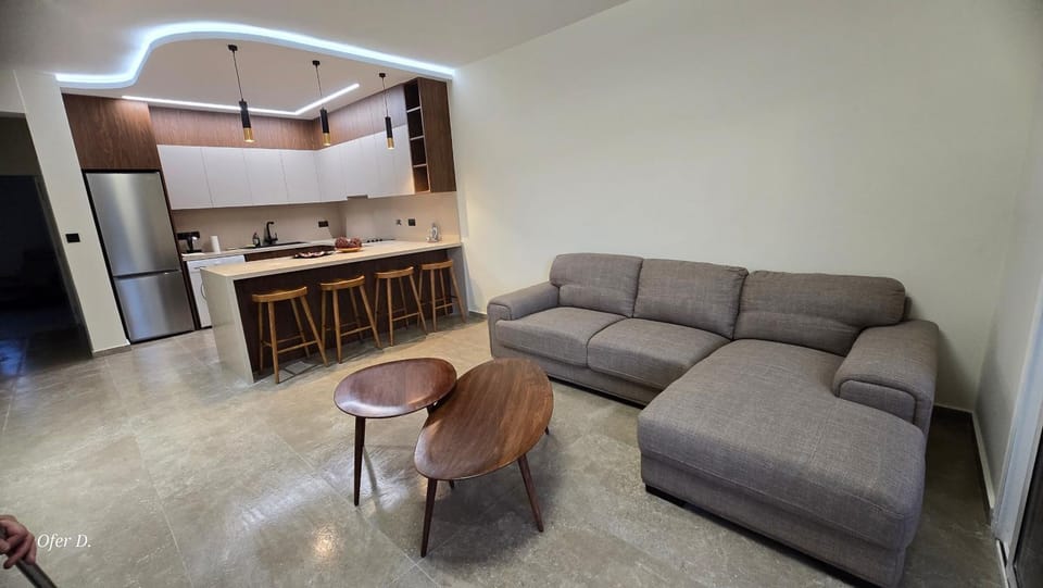 Kitchen or kitchenette, Seating area, Dining area