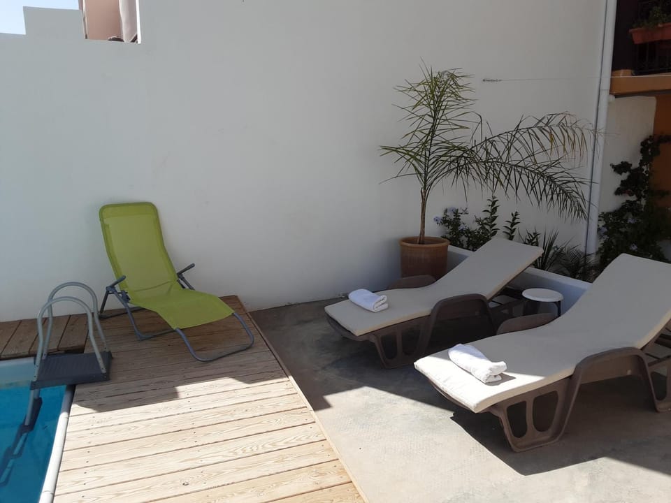 ESCALE PARADIS 10 pers 4 ch 3 sdb piscine House in Souss-Massa