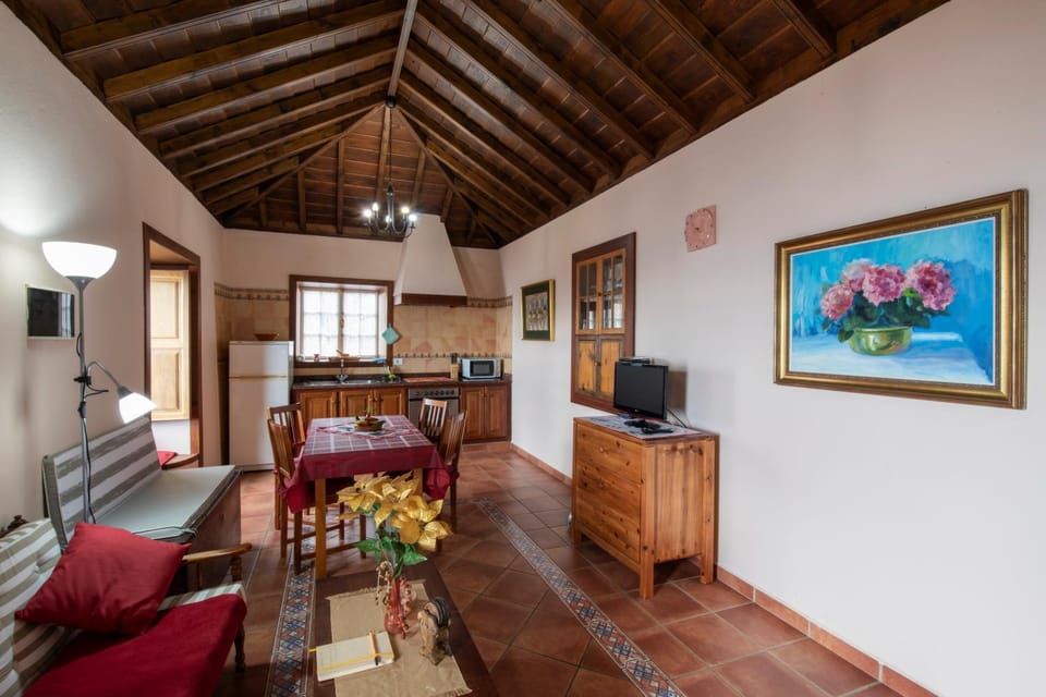 CASA LOS TAJINASTES House in La Palma