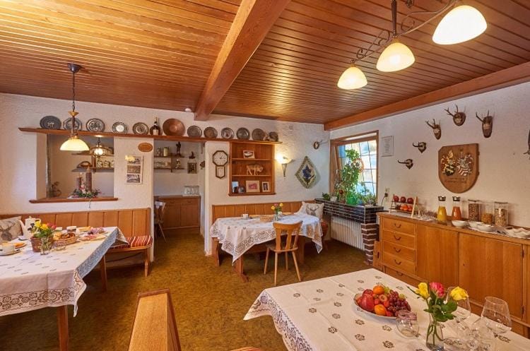 Gästehaus Häuslweber Bed and Breakfast in Bavaria