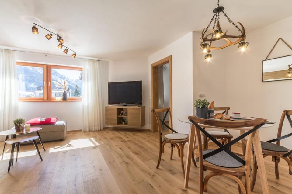 HAUS GREG Apartment in Dobbiaco