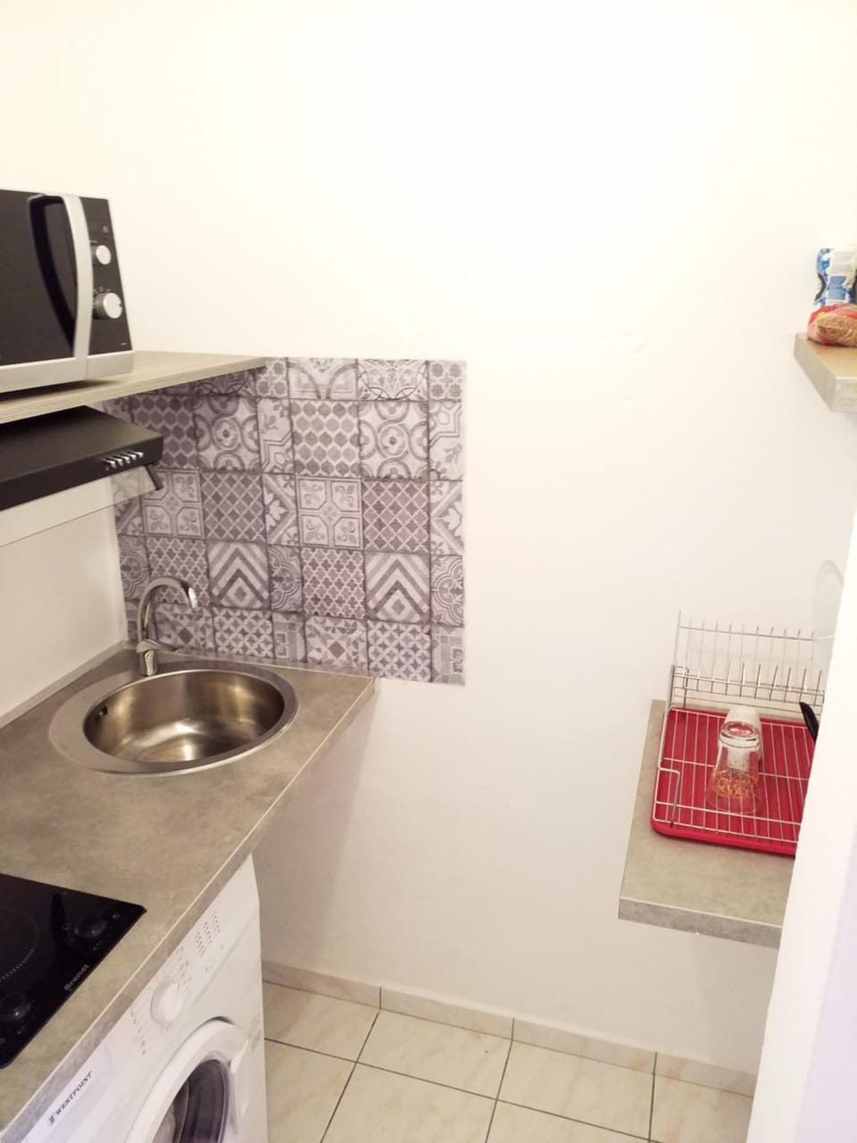 Coffee/tea facilities, Kitchen or kitchenette, minibar, stove, washing machine