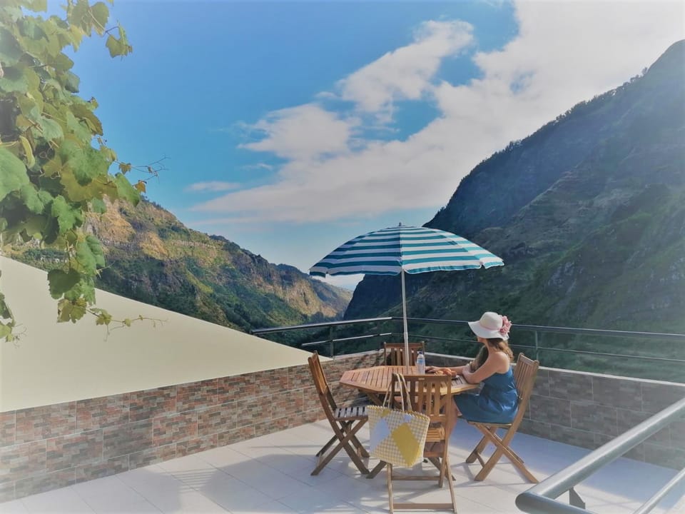 Patio, People, Mountain view