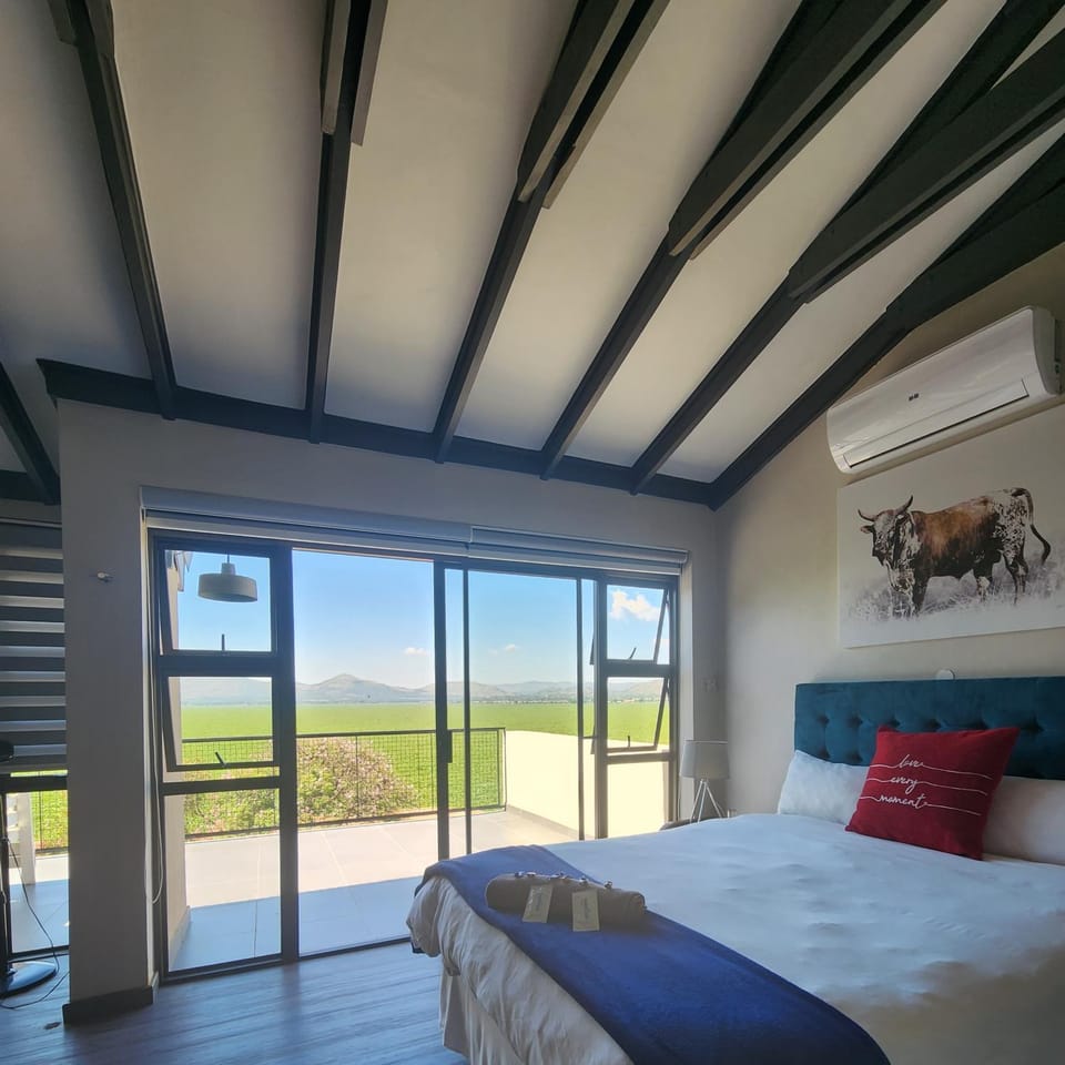 Kosmos, Hartbeespoort House in Gauteng