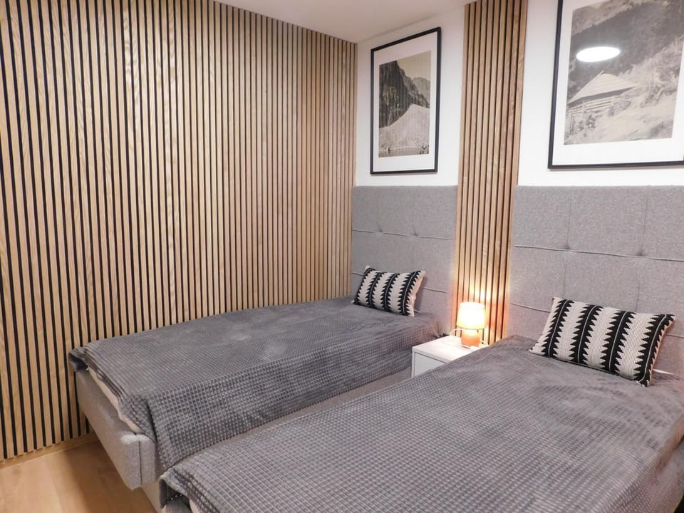 TV and multimedia, Bedroom, children