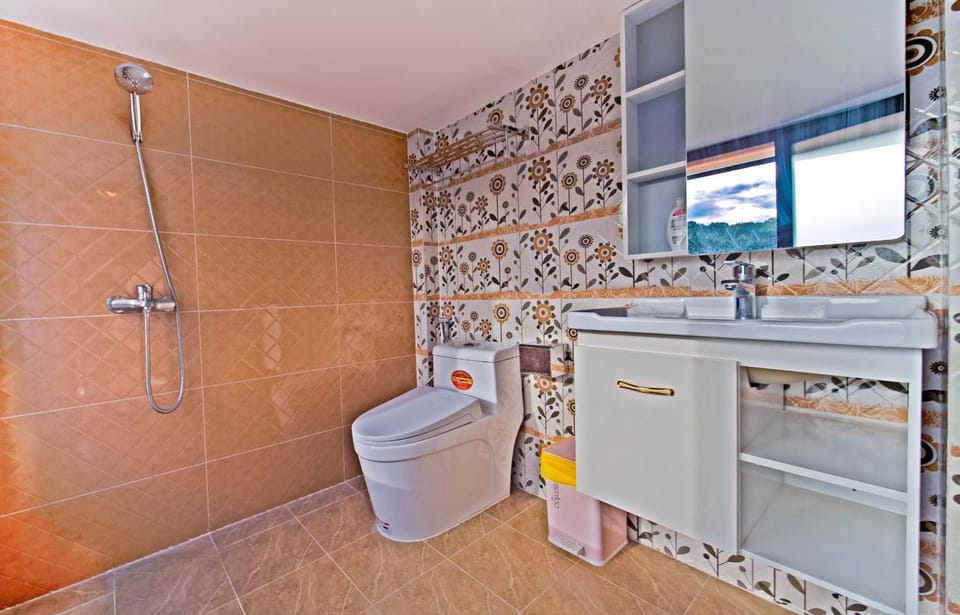 Toilet, Bathroom