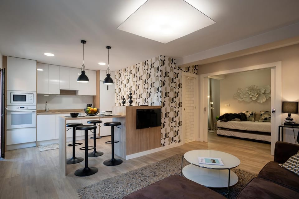 Bed, TV and multimedia, Kitchen or kitchenette, Living room, Seating area, Dining area, Bedroom, pet friendly