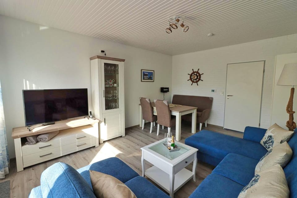 TV and multimedia, Living room, Dining area