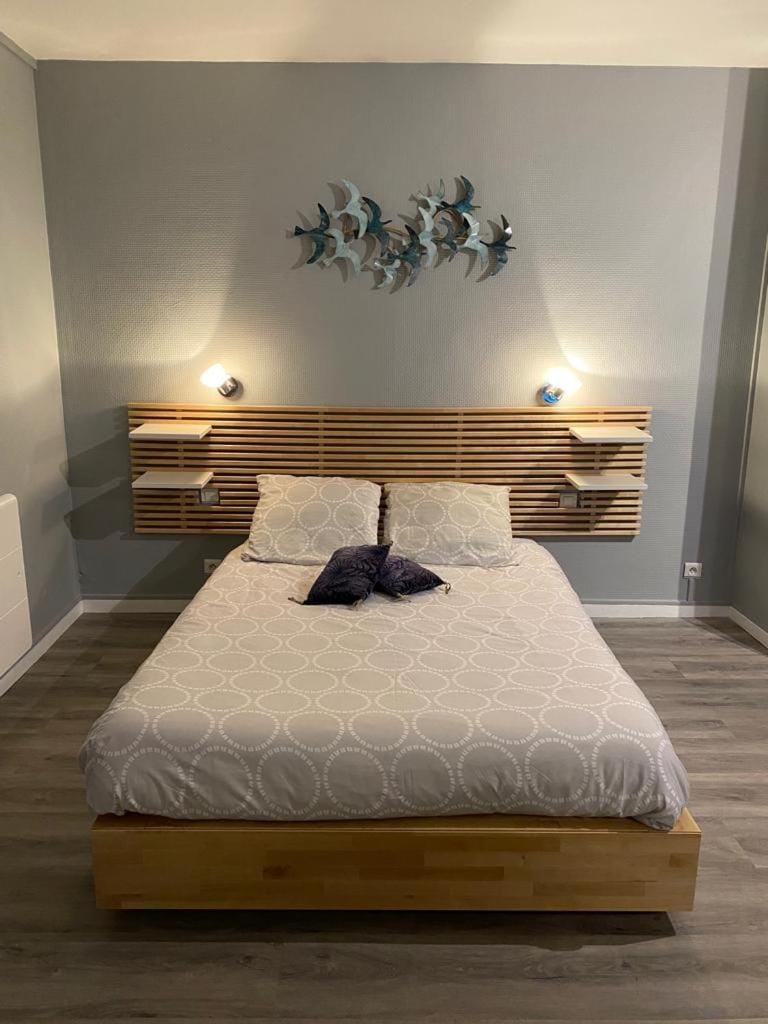 Bed, Night