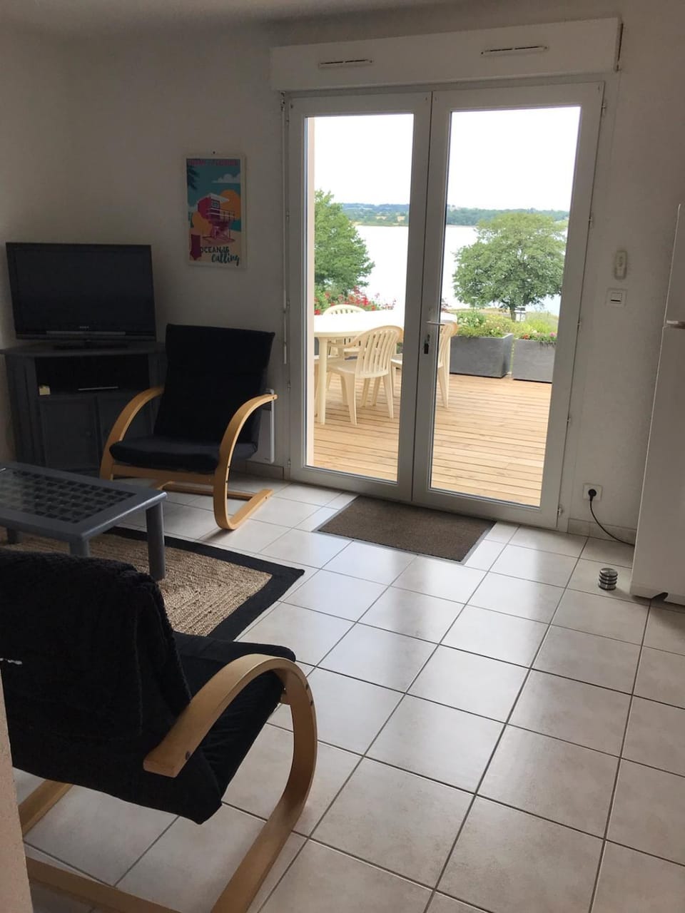 Maison bord de Lac de Pareloup House in Occitanie