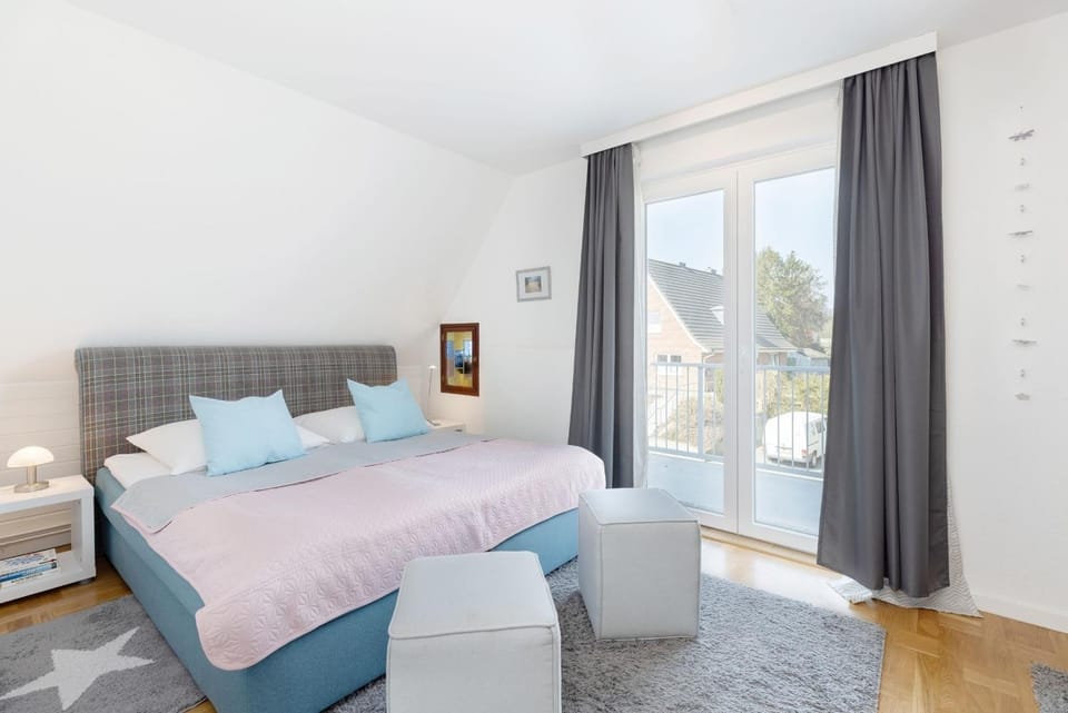 Haus Waldfrieden Wohnung 1 Apartment in Scharbeutz