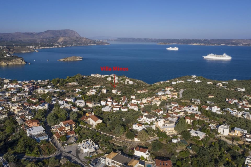 Neighbourhood, Natural landscape, Bird's eye view, Sea view