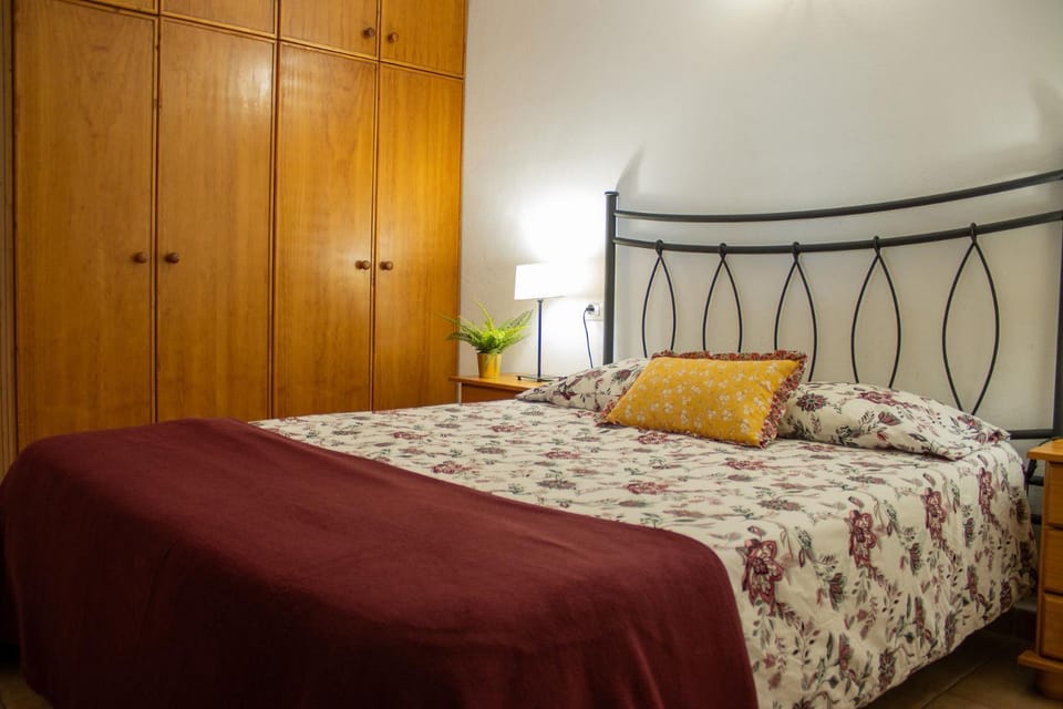 Bed, wardrobe