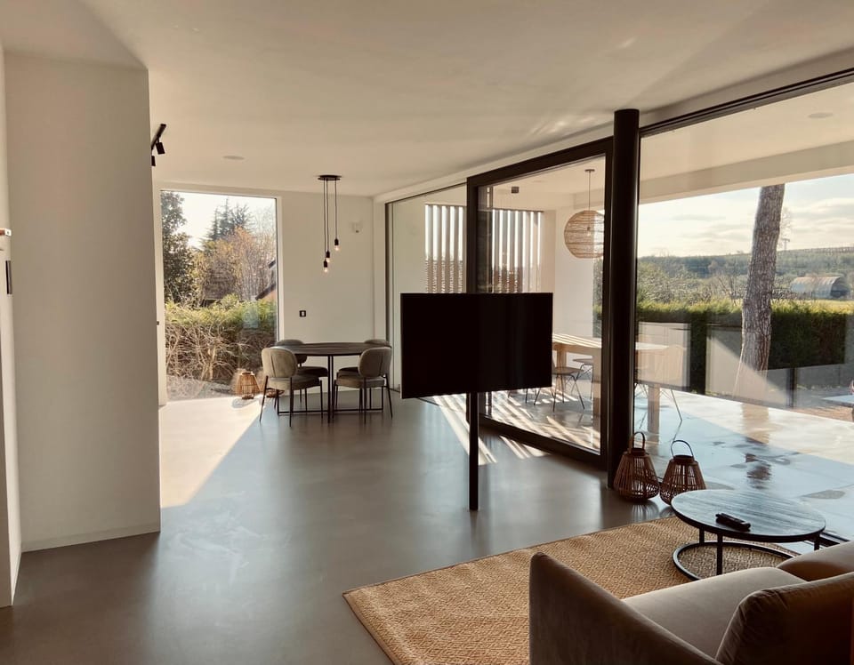 Property building, Living room