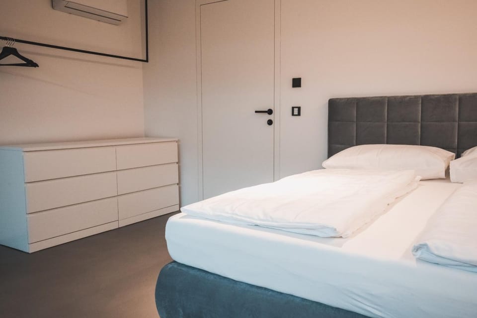 Property building, Living room, Bedroom