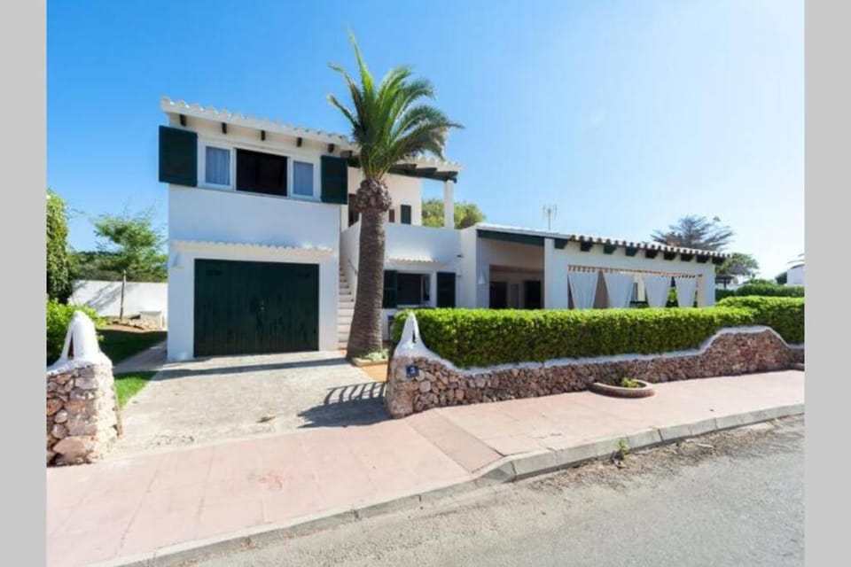 VILLA EN CAP EN FONT Villa in Balearic Islands