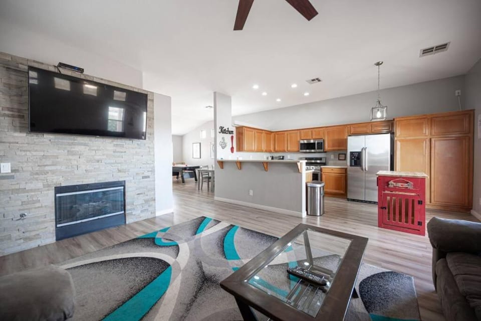 Gorgeous Las Vegas home with RV parking House in North Las Vegas