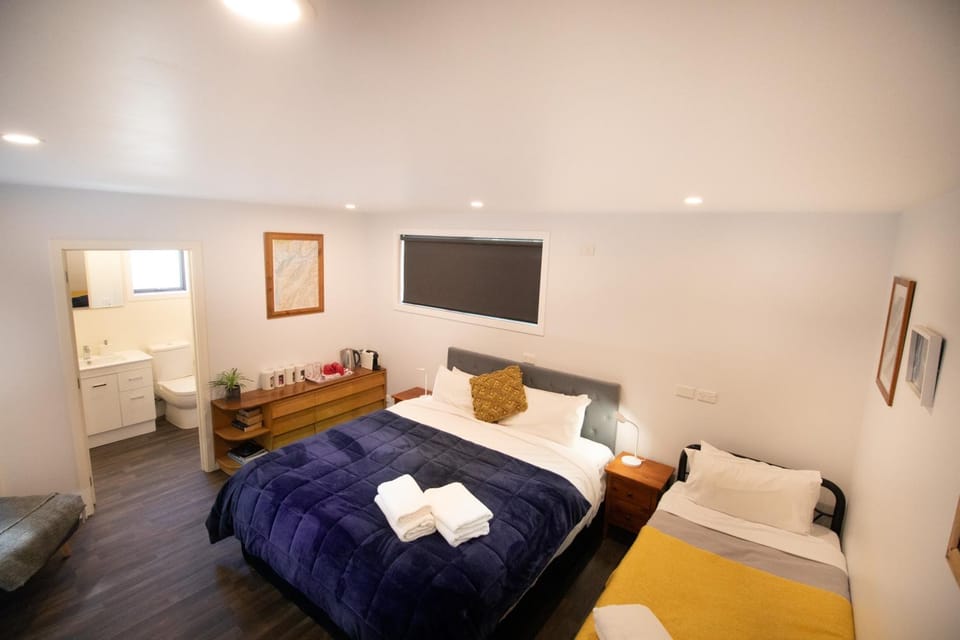 CLASSY CABIN - IN TOWN - SPA POOL Cabin in Queenstown