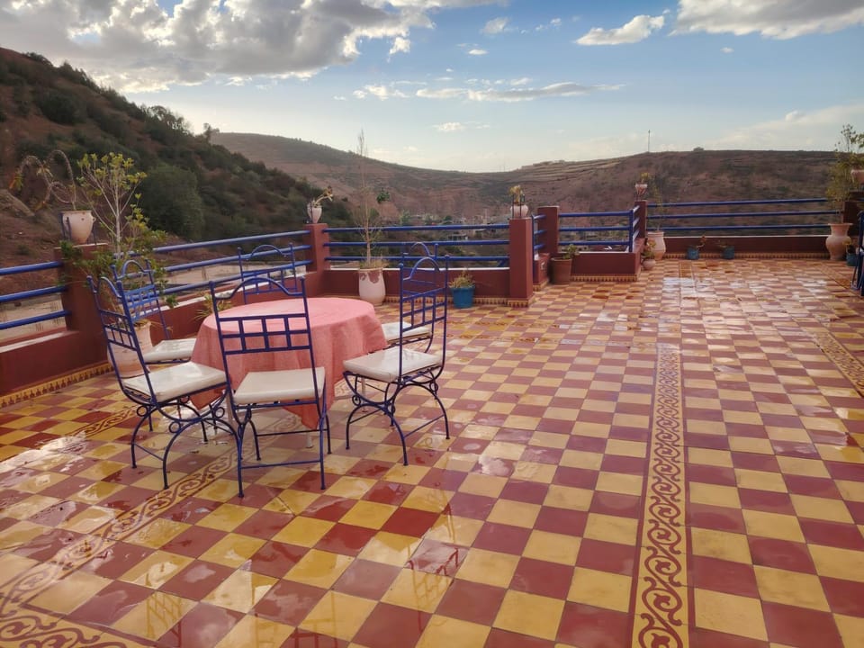 View (from property/room), Balcony/Terrace