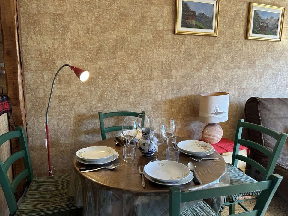 Studio cosy à Montgenèvre - 4 pers, balcon, parking, navette gratuite, à 600m des pistes et commerces - FR-1-330D-110 Apartment in Montgenèvre