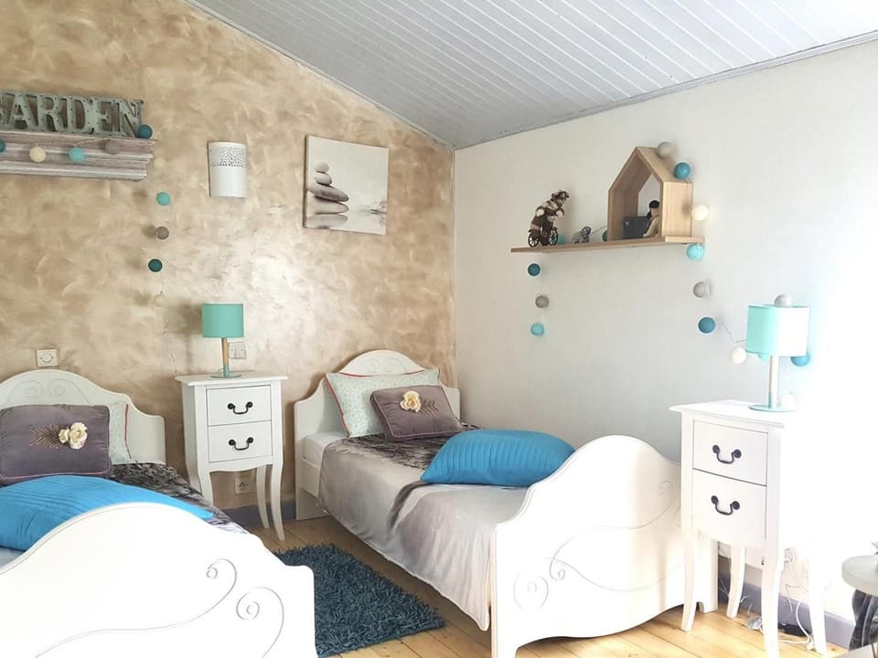 Charmante maison rénovée à la ferme, idéale pour familles, à proximité de pêche et nature - FR-1-426-118 House in Pays de la Loire