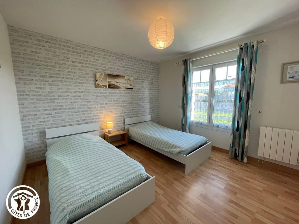 Maison récente avec jardin, 4 chambres, proche mer et commerces à Bouin - FR-1-426-129 House in Pays de la Loire