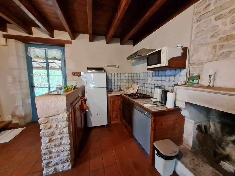 Maison de caractère avec jardin, barque et VTT dans le Marais Poitevin - FR-1-426-139 House in Pays de la Loire