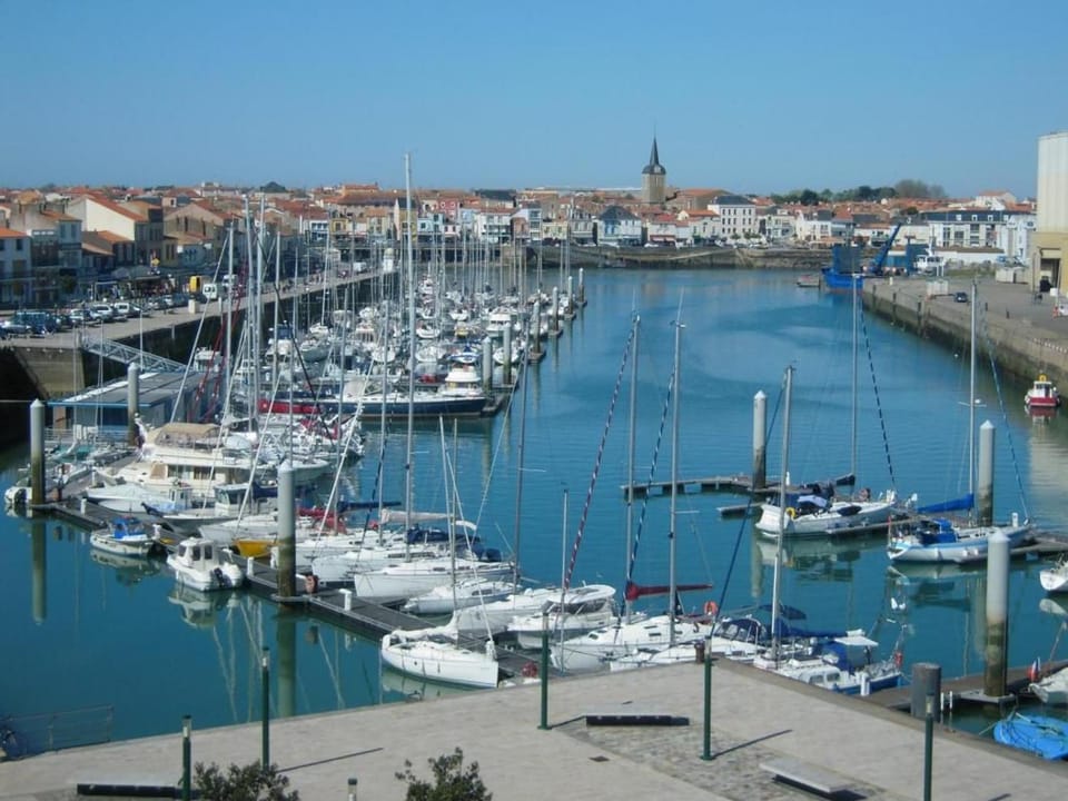 Maison rénovée avec jardin privatif, proche des Sables d'Olonne, parking et Wifi inclus - FR-1-426-226 House in Château-d'Olonne
