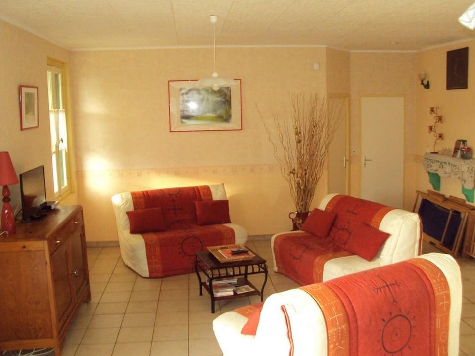 Maison rénovée avec jardin, SPA, vélos près des commerces - Animaux acceptés - FR-1-426-291 House in Pays de la Loire
