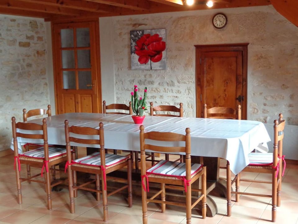 Gîte à Saint-Juire-Champgillon avec piscine privative, sauna, jardin et wifi - FR-1-426-363 House in Pays de la Loire