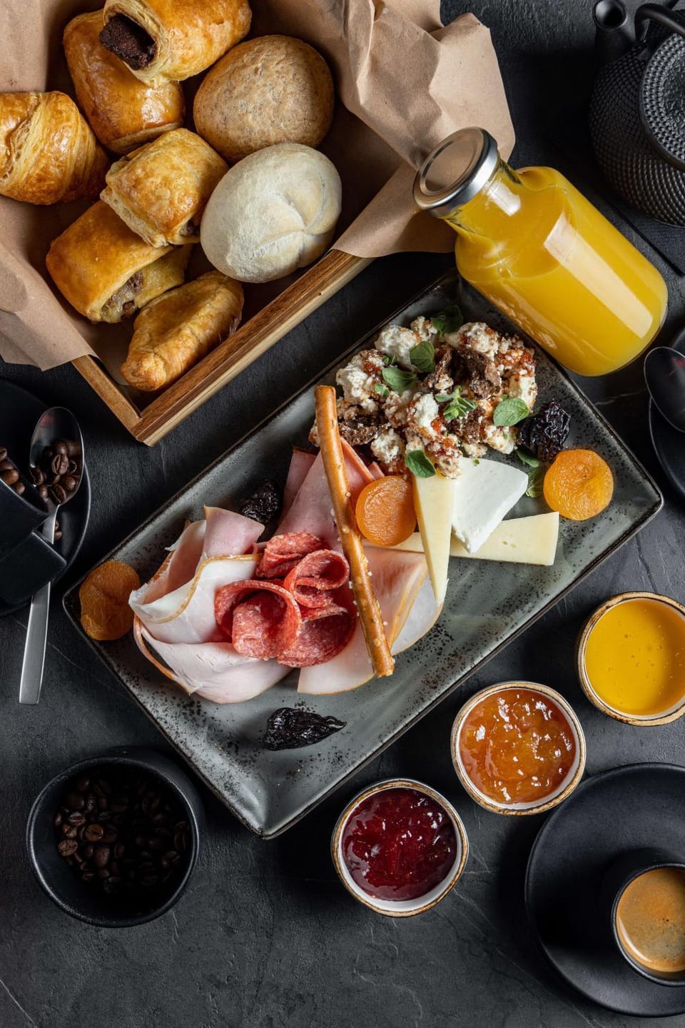 Breakfast, Continental breakfast, Buffet breakfast, American breakfast