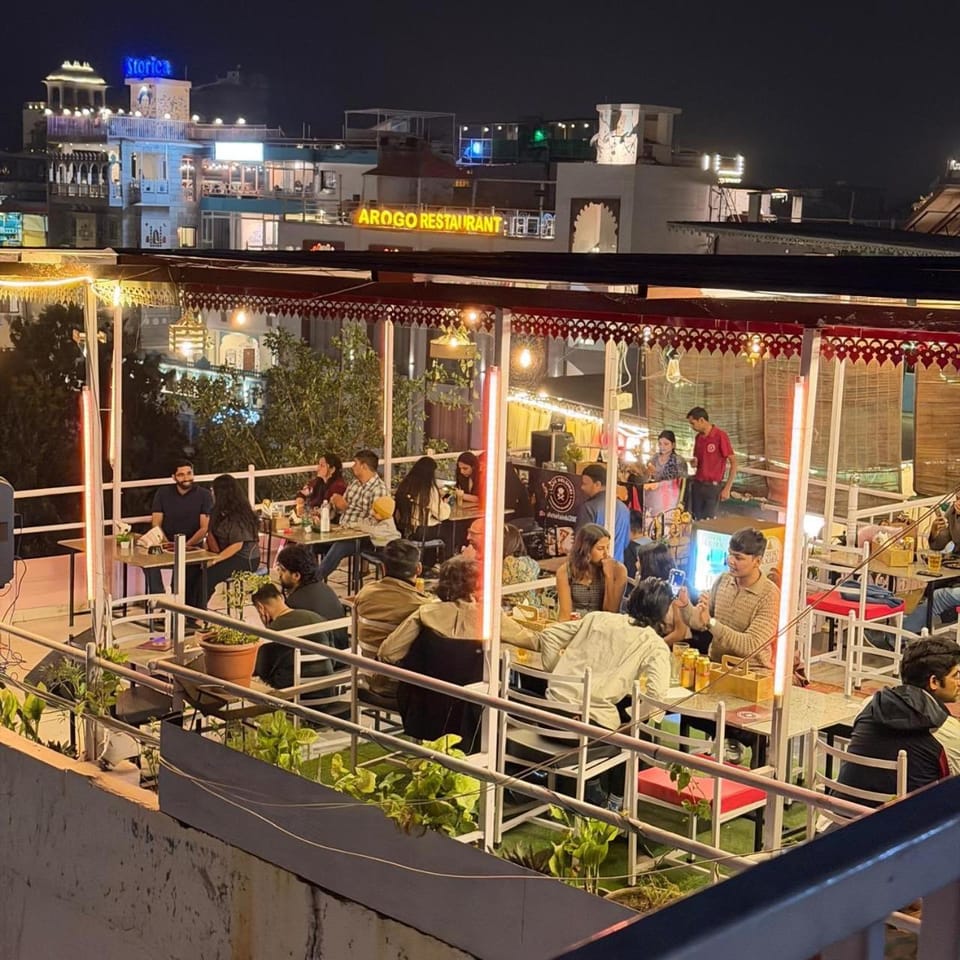 Property building, Restaurant/places to eat