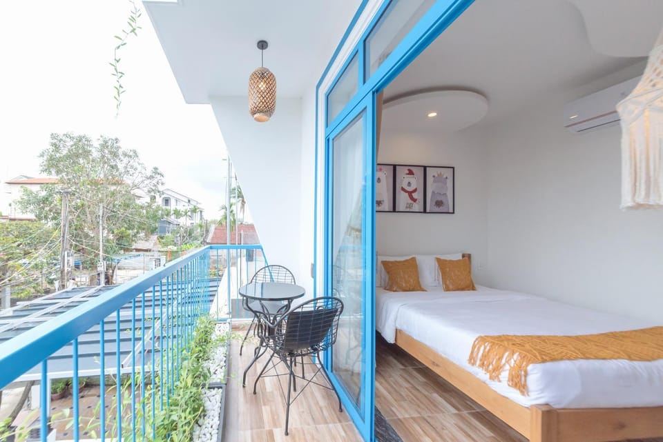 Patio, Bed, View (from property/room), Balcony/Terrace, Photo of the whole room