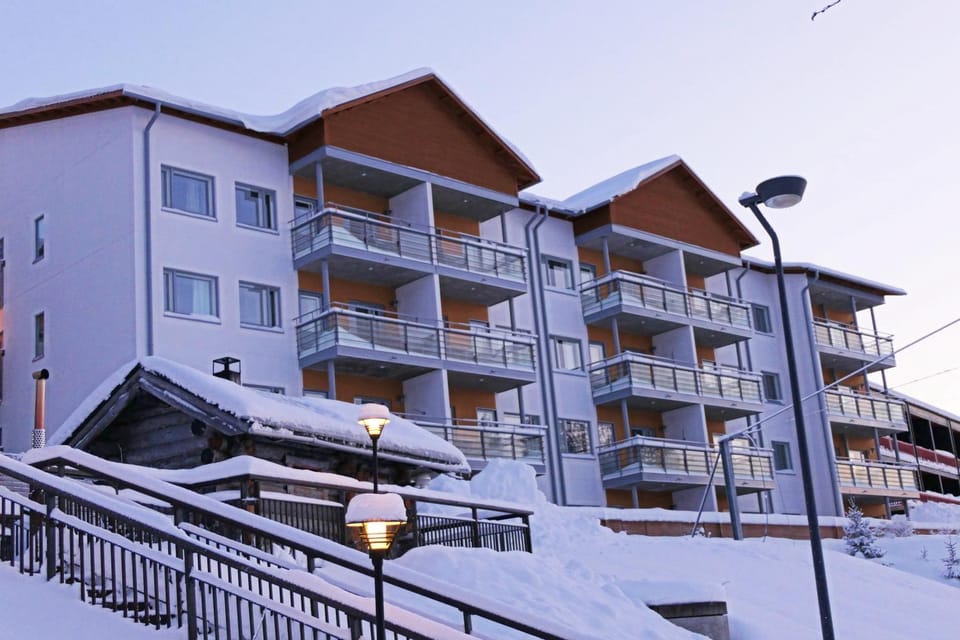 Property building, Winter