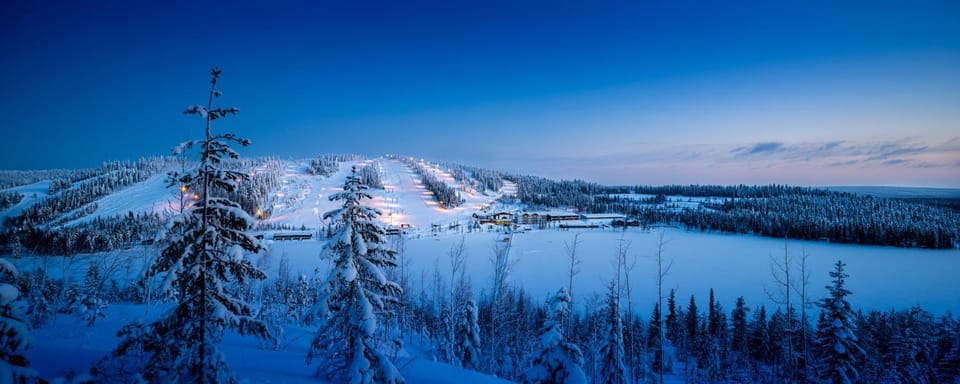 Property building, Natural landscape, Winter