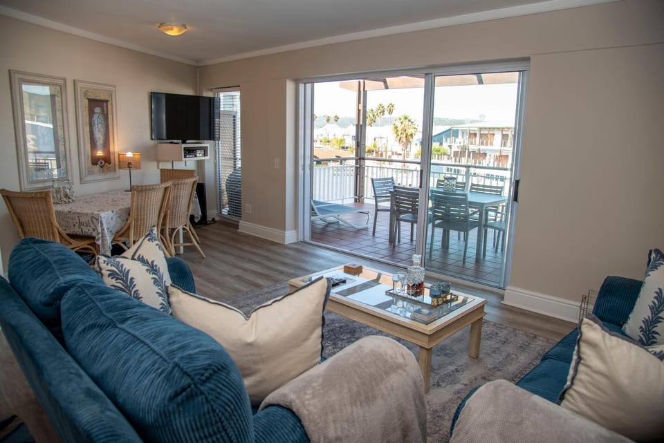 18 Quay West, Waterfront- Family Apartments Apartment in Knysna