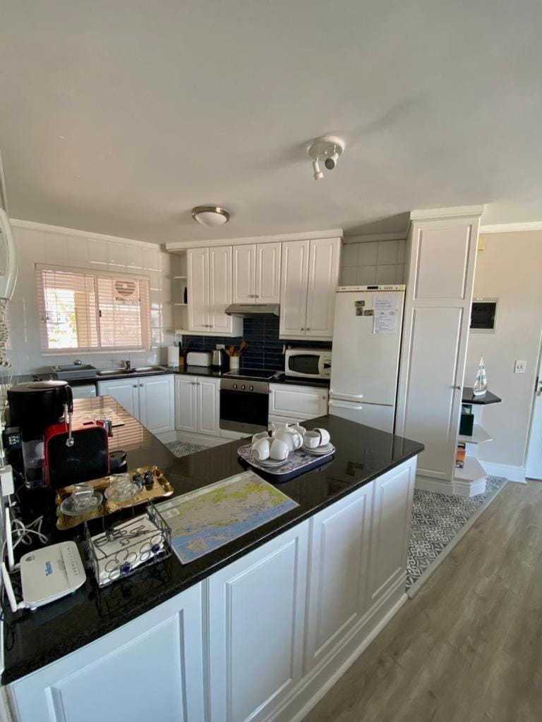 18 Quay West, Waterfront- Family Apartments Apartment in Knysna