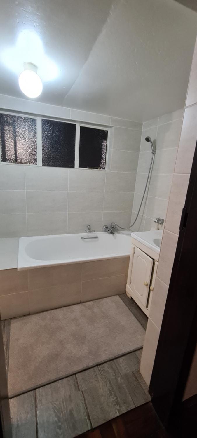 Emmaus Double Room Bed and Breakfast in South Africa