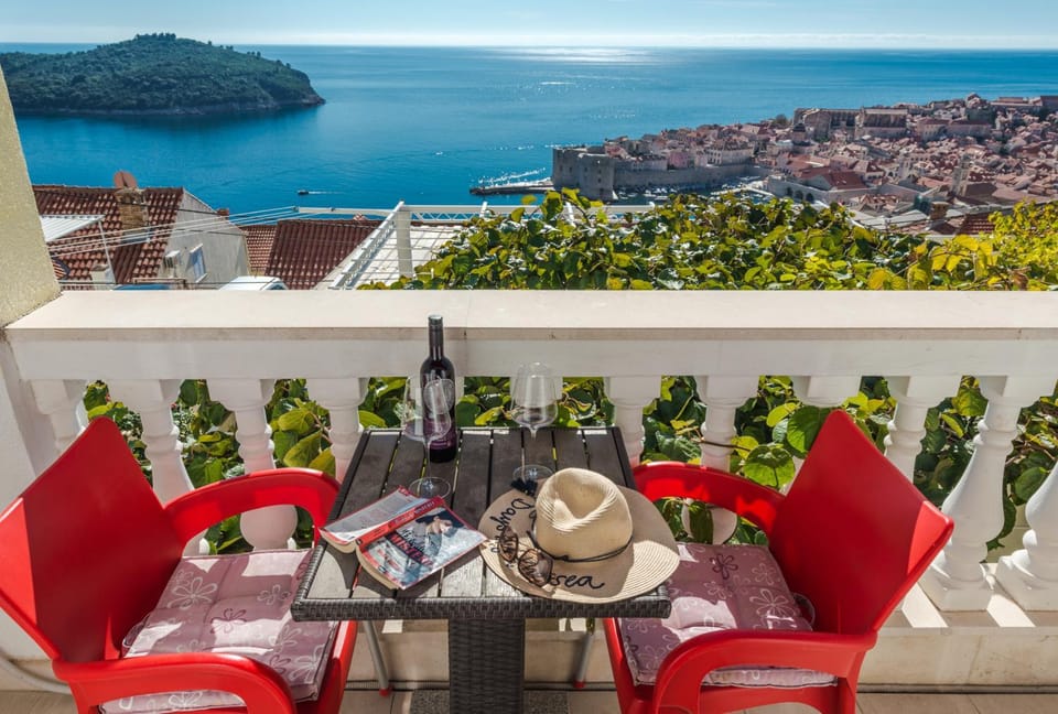 Amazing view Apartment and Rooms Dragan Apartment in Dubrovnik