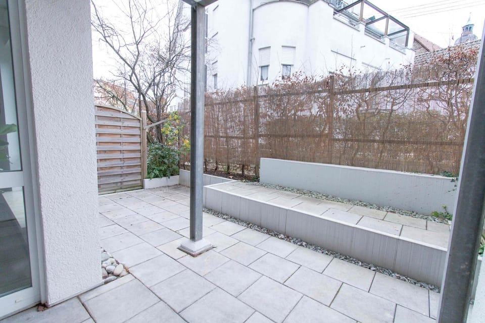 Balcony/Terrace, Garden view