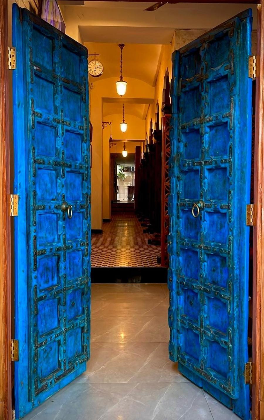 Facade/entrance