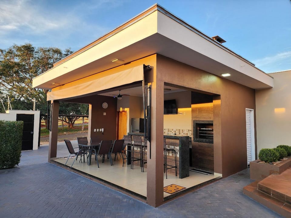 BBQ facilities, Seating area