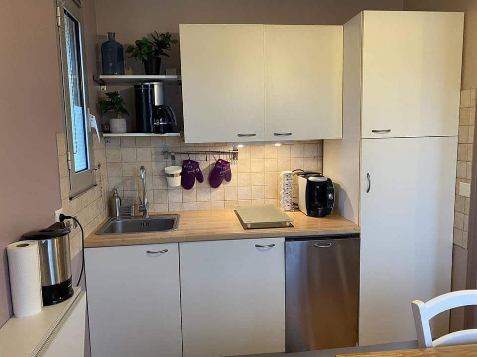 Appartement rénové situé plage de Trestraou à PERROS-GUIREC - Réf 857 Apartment in Perros-Guirec