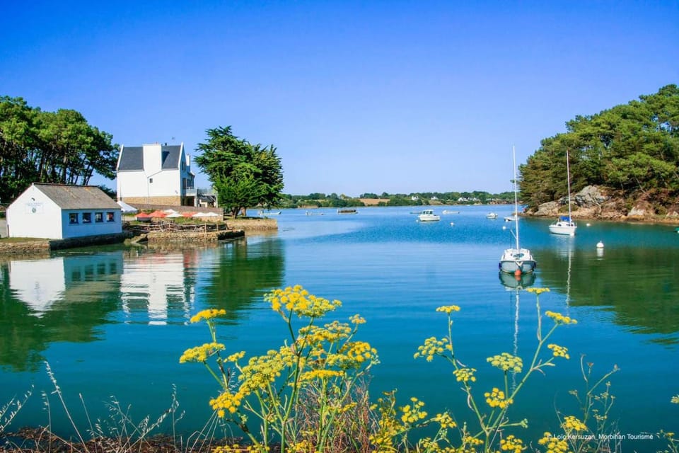 Belle longère en campagne à Larmor Baden House in Brittany