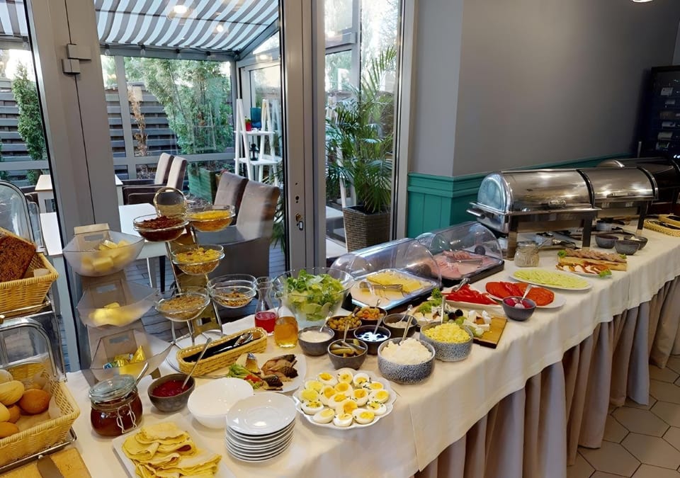 Food and drinks, Food, Buffet breakfast