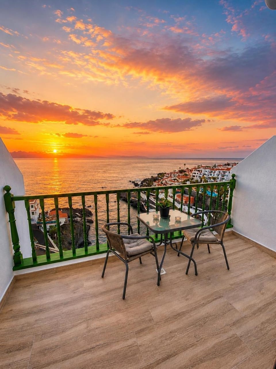Natural landscape, View (from property/room), Balcony/Terrace, Sea view, Sunset