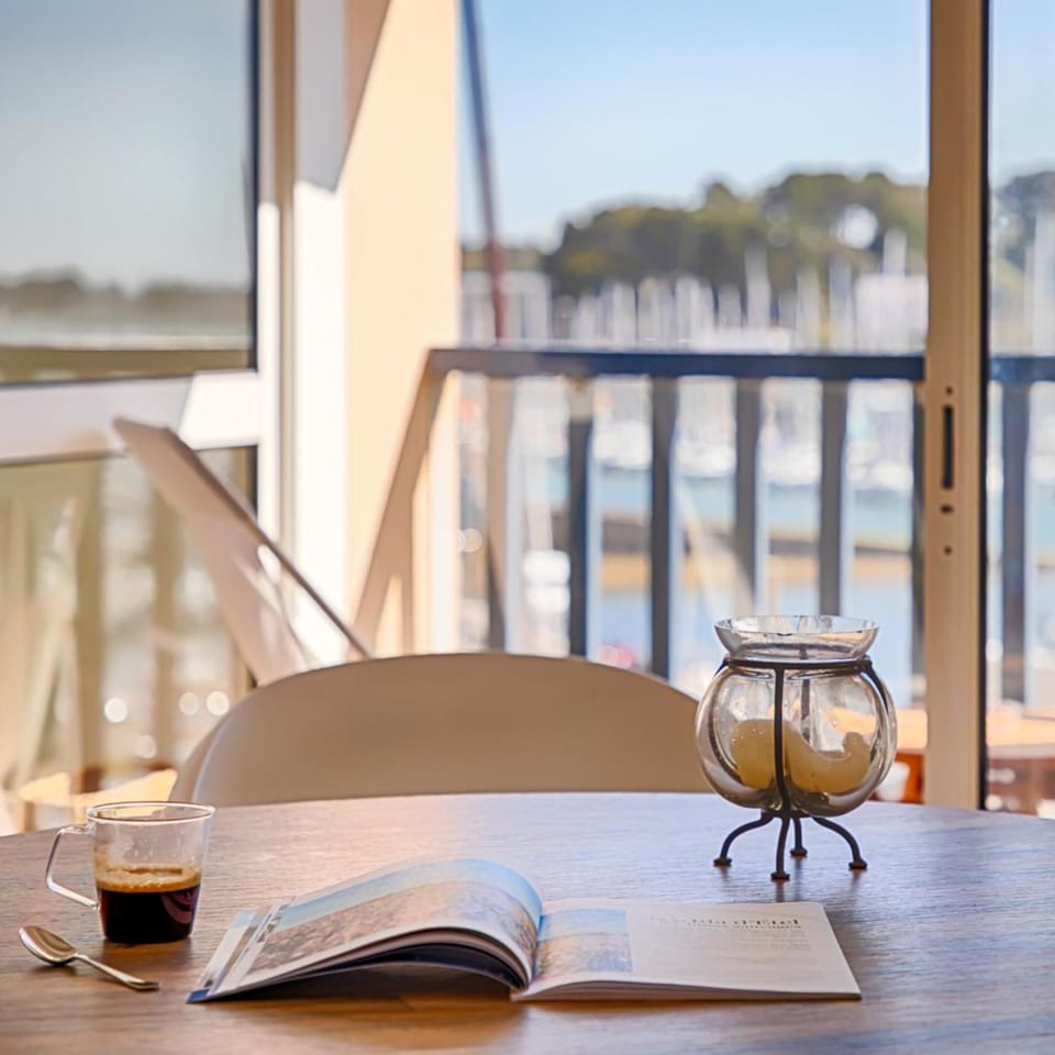 Dining area, Sea view